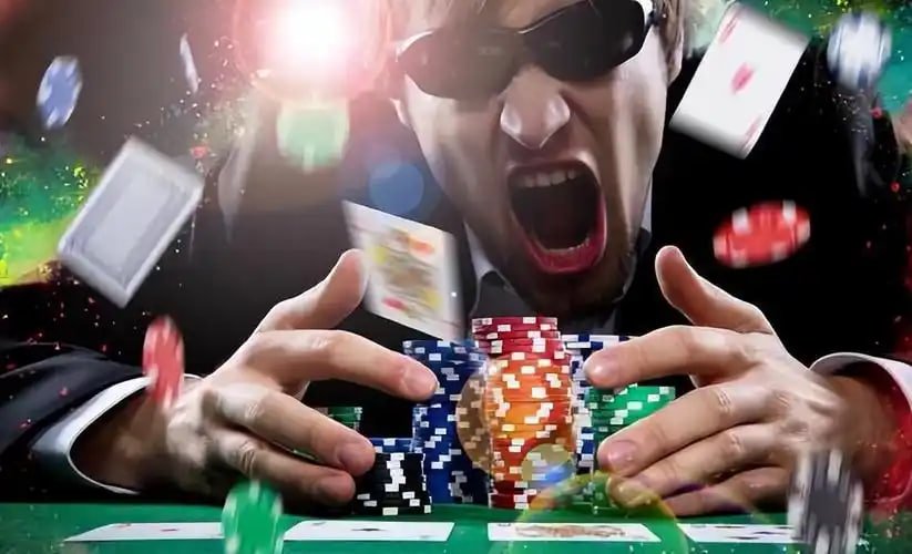 Filipino player joining a live baccarat table on tj777 casino via mobile browser